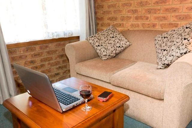 Beechworth Carriage Motor Inn Dış mekan fotoğraf
